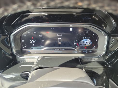 Used 2023 GMC Sierra 1500 SLT w/ SLT Convenience Package image 27