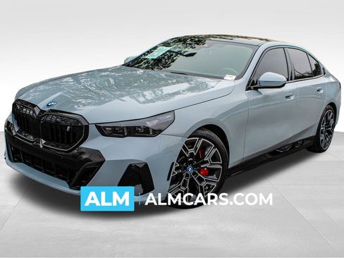 Used 2025 BMW i5 eDrive40i w/ M Sport Package RWD image 1