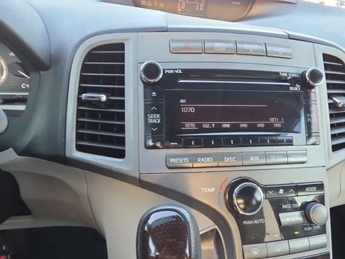 Used 2010 Toyota Venza FWD image 44