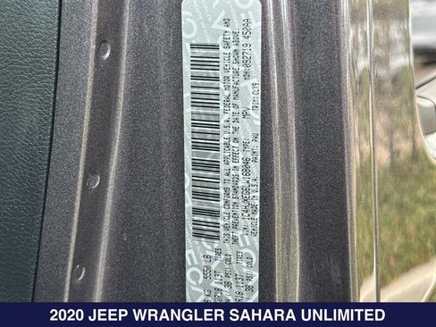 Used 2020 Jeep Wrangler Unlimited Sahara AWD/4WD image 30