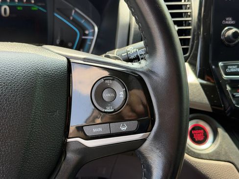 Used 2019 Honda Odyssey Touring image 18