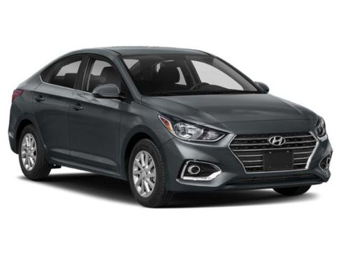 Used 2022 Hyundai Accent SEL image 9