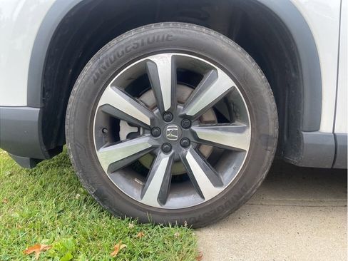 Used 2023 Honda Pilot Elite image 14