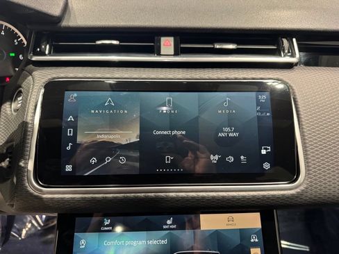 Used 2022 Land Rover Range Rover Velar R-Dynamic S AWD/4WD image 19