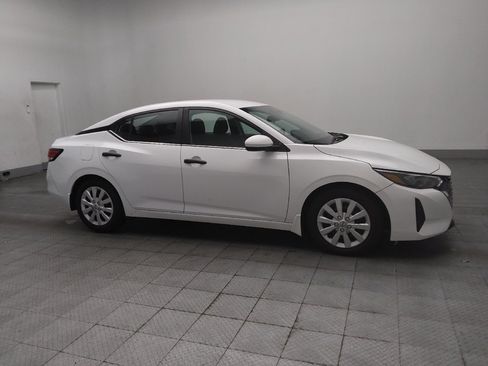 Used 2024 Nissan Sentra S FWD image 11