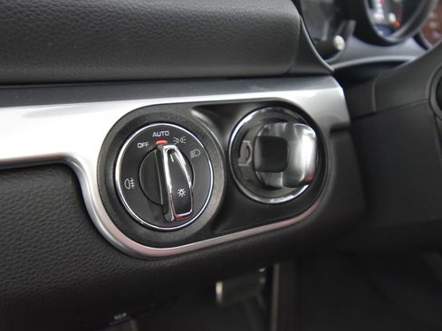 Certified 2025 Porsche 718 Boxster image 27