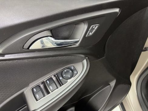 Used 2023 Chevrolet Malibu LT FWD image 23