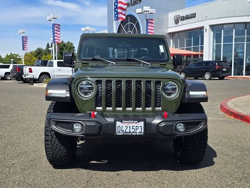 Certified 2022 Jeep Gladiator Rubicon w/ LED Lighting Group AWD/4WD image 2