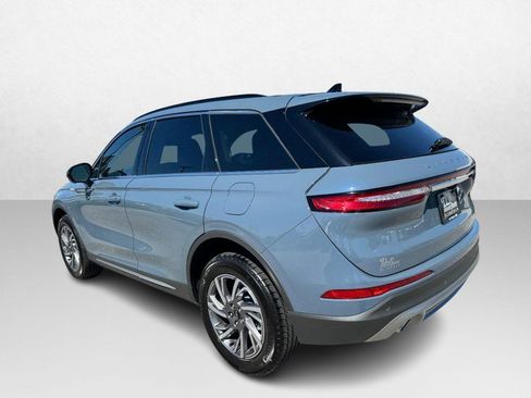 Used 2025 Lincoln Corsair AWD w/ Equipment Group 101A image 7