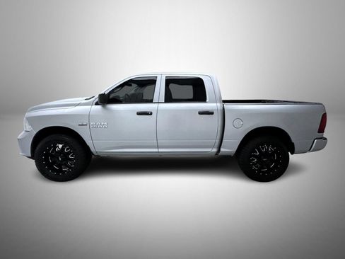 Used 2018 RAM 1500 Express w/ Express Value Package AWD/4WD image 8