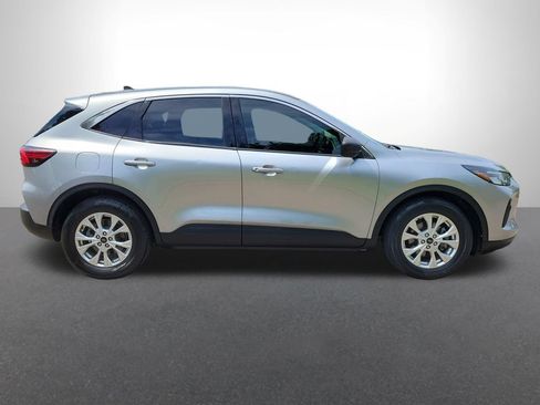 Used 2023 Ford Escape Active FWD image 6