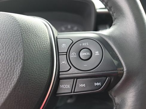 Certified 2024 Toyota Corolla Cross SE image 17