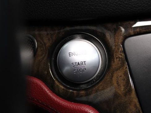 Used 2013 Mercedes-Benz SL 550 image 21