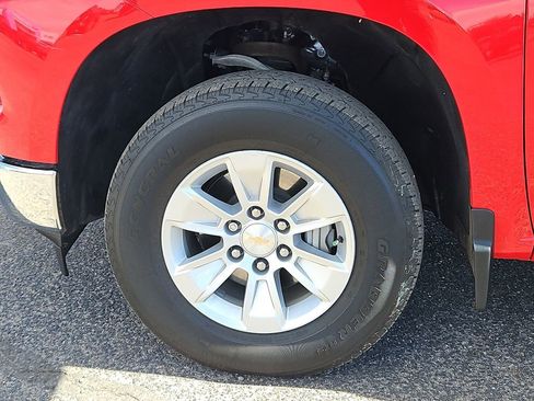 Used 2025 Chevrolet Silverado 1500 LT image 8