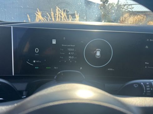 Used 2025 Hyundai Tucson SEL image 12