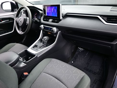 Used 2024 Toyota RAV4 XLE image 15
