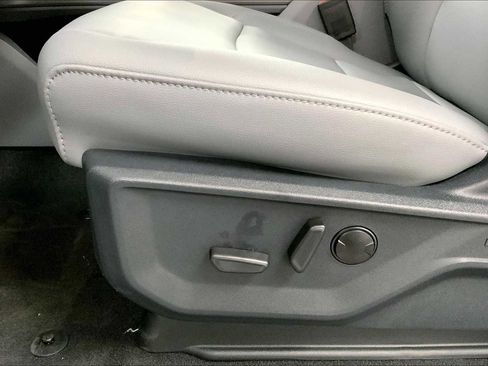 New 2025 Ford F150 Lightning Flash image 19