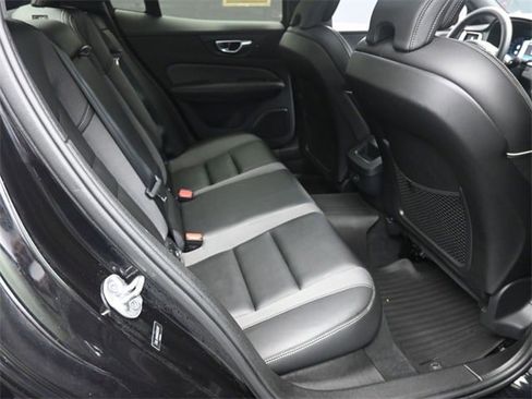 Certified 2024 Volvo S60 B5 Plus image 24