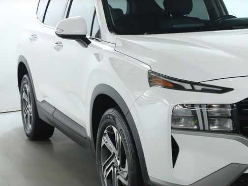 Used 2023 Hyundai Santa Fe SEL image 9