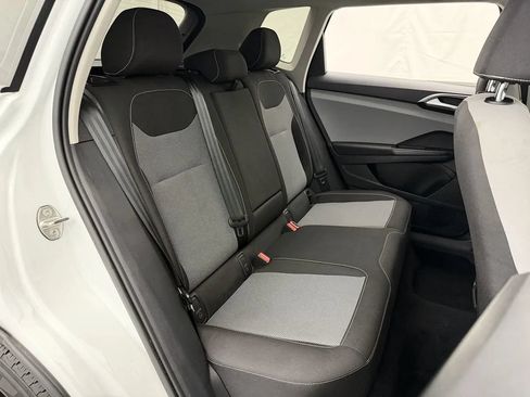 Used 2022 Volkswagen Taos S AWD/4WD image 33