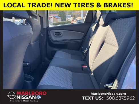 Used 2016 Toyota Yaris L image 15