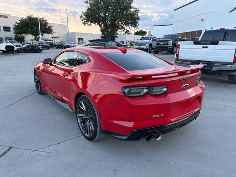 Used 2022 Chevrolet Camaro ZL1 RWD image 2