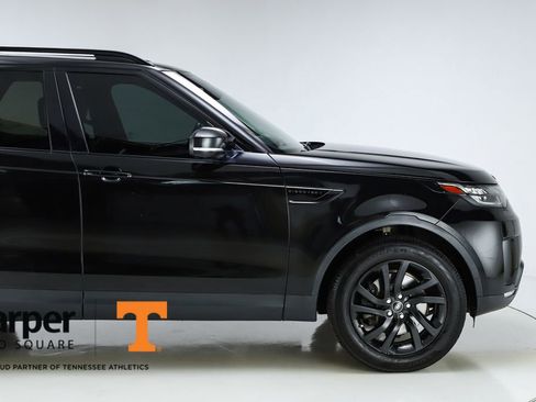 Used 2017 Land Rover Discovery HSE Luxury image 12