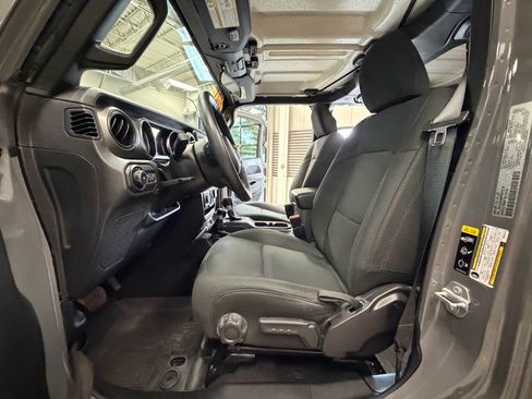 Used 2021 Jeep Wrangler Unlimited Sport AWD/4WD image 59