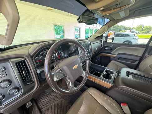 Used 2018 Chevrolet Silverado 2500 LTZ w/ Duramax Plus Package AWD/4WD image 13