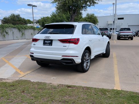 Certified 2023 Audi Q3 2.0T Premium w/ Black Optic Sport Package AWD/4WD image 10