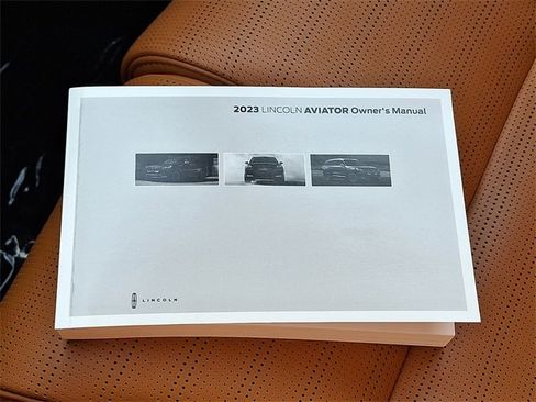 Used 2023 Lincoln Aviator Black Label w/ Dynamic Handling Package image 27
