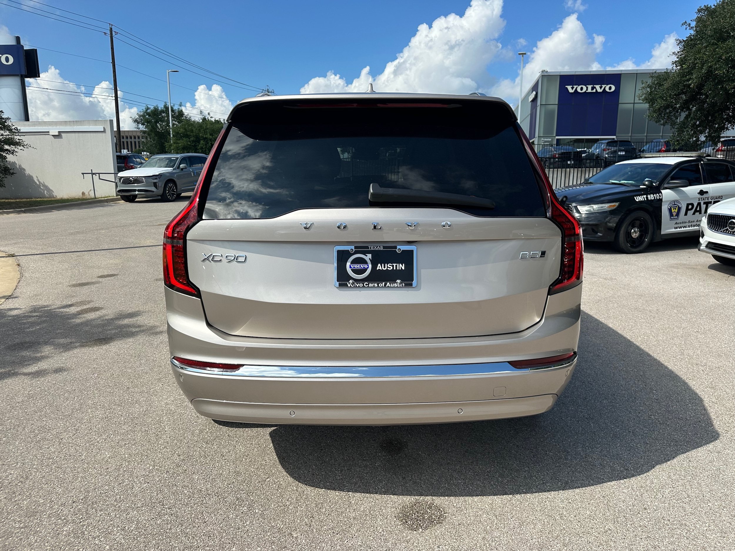 Used 2026 Volvo XC90 B5 Plus AWD/4WD image 5