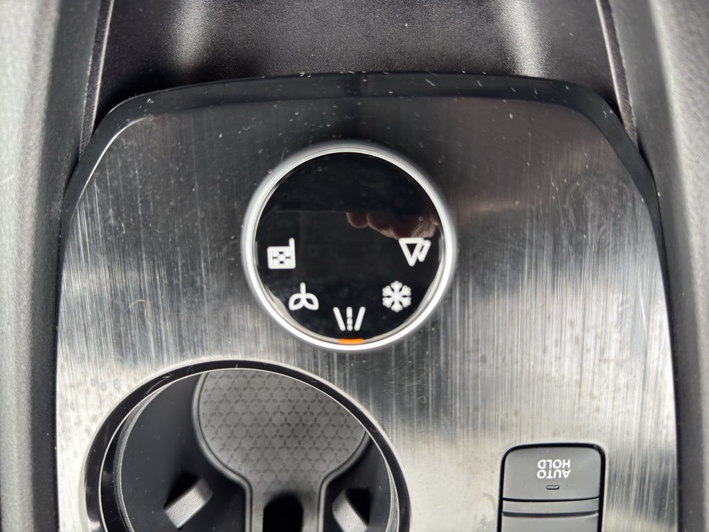 Used 2021 Nissan Rogue SV AWD/4WD image 15
