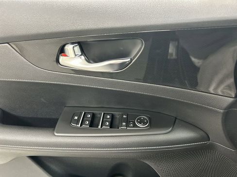 Used 2022 Kia Forte GT-Line w/ GT-Line Premium Package image 11