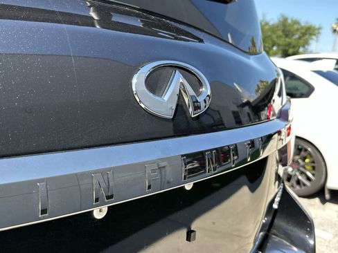 Used 2024 INFINITI QX80 Premium Select w/ Cargo Package AWD/4WD image 16