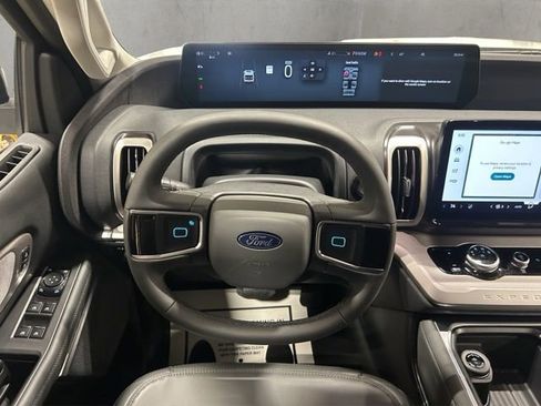 New 2026 Ford Expedition Max Active image 13