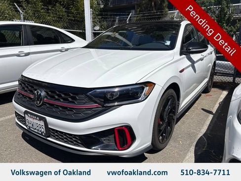 Certified 2023 Volkswagen Jetta GLI Autobahn w/ GLI Black Package FWD image 1