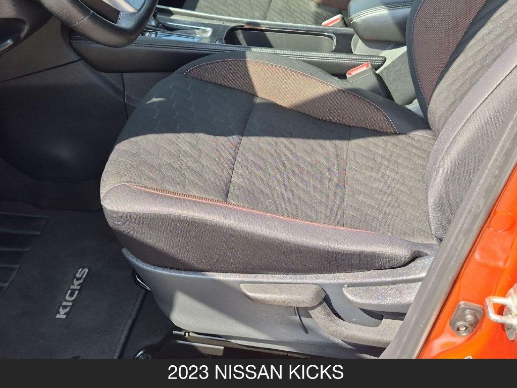 Used 2023 Nissan Kicks SR FWD image 15