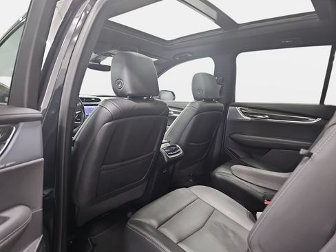Used 2020 Cadillac XT6 Sport AWD/4WD image 13