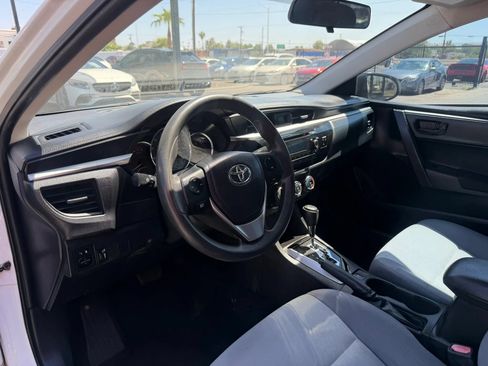 Used 2015 Toyota Corolla L FWD image 12