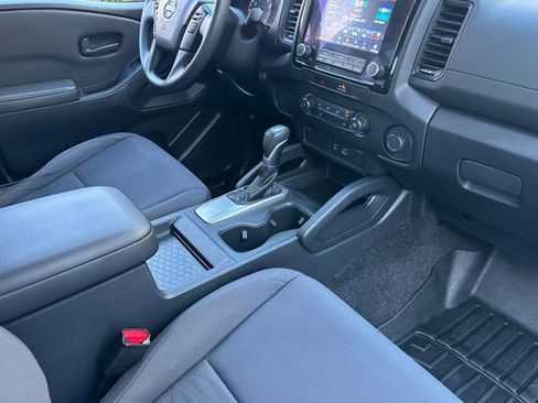 Used 2022 Nissan Frontier S image 15