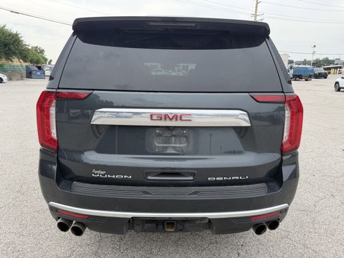 Used 2022 GMC Yukon XL Denali AWD/4WD image 6