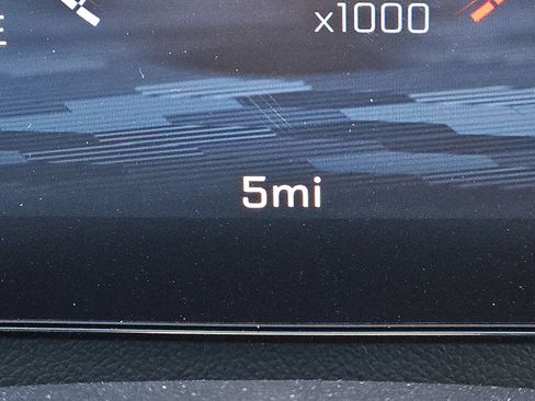 New 2026 Chevrolet Traverse LT image 18