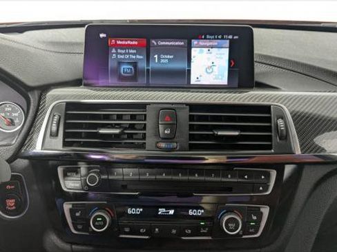 Used 2018 BMW M3 SEDAN image 28