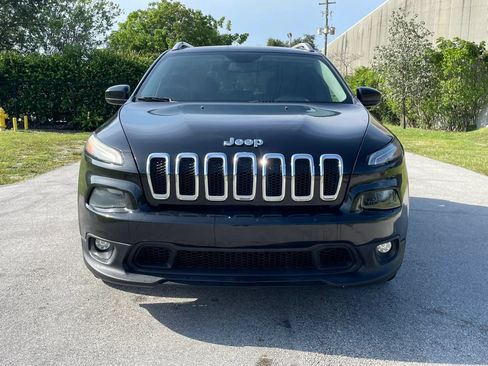 Used 2015 Jeep Cherokee Latitude FWD image 3