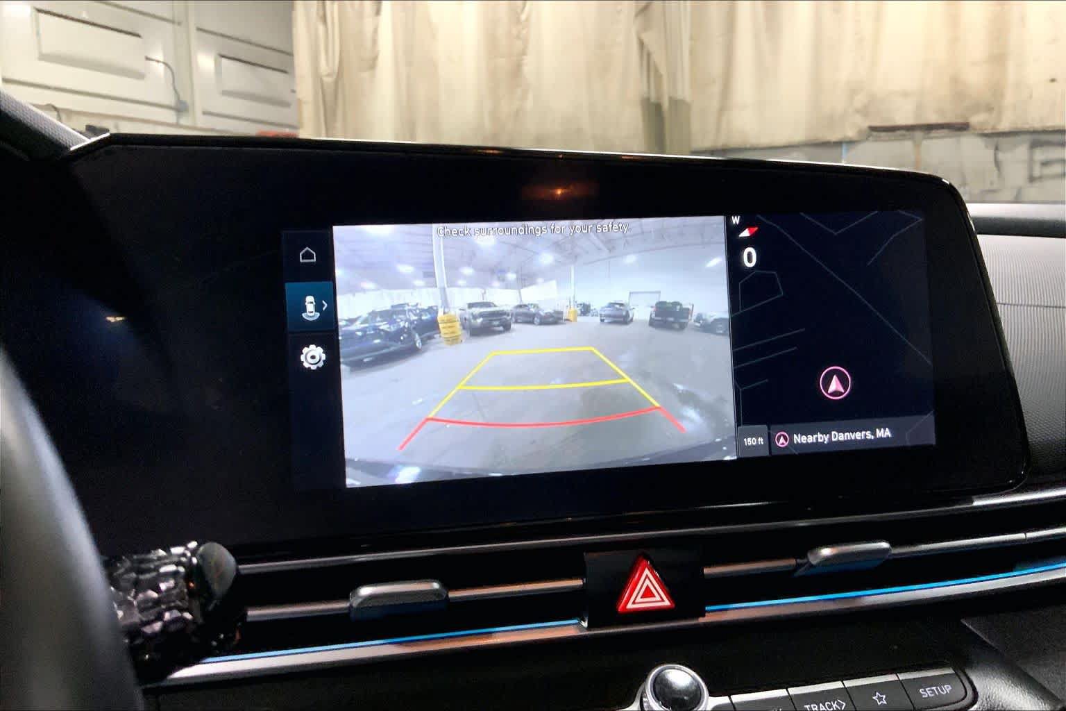 Used 2025 Hyundai Elantra Limited FWD image 27