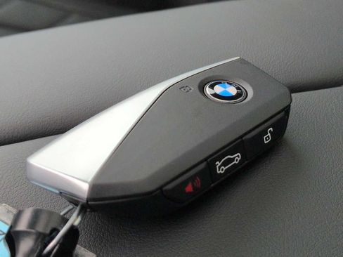 Used 2026 BMW X5 xDrive50e w/ Executive Package AWD/4WD image 36