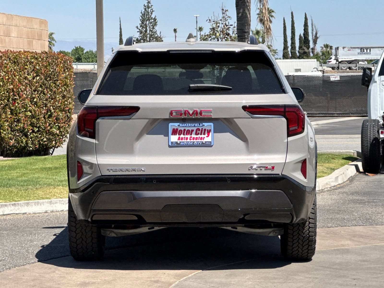 New 2026 GMC Terrain AT4 AWD/4WD image 5