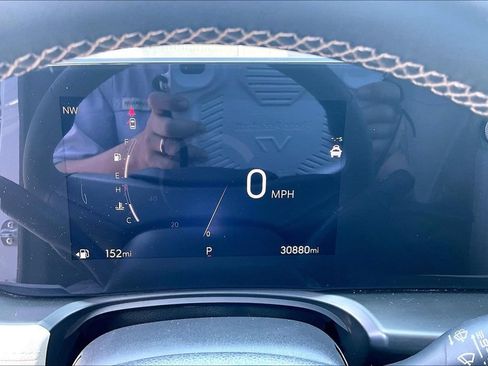 Used 2025 Buick Encore GX Preferred FWD image 13