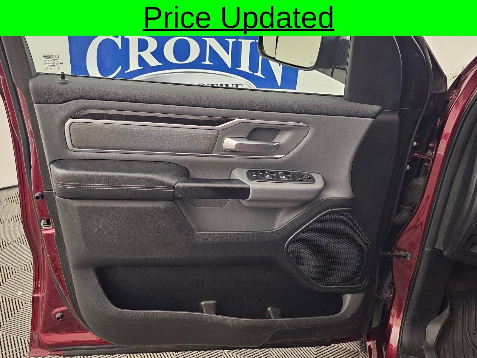 Used 2020 RAM 1500 Big Horn AWD/4WD image 2